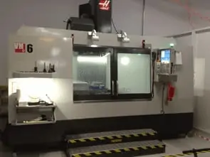 HAAS VM6 Machine Center