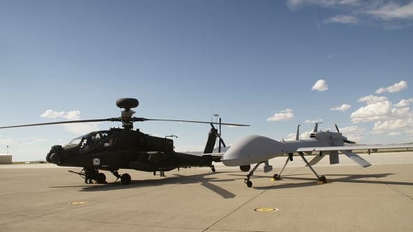 US Army Apache Manned-Unmanned Teaming