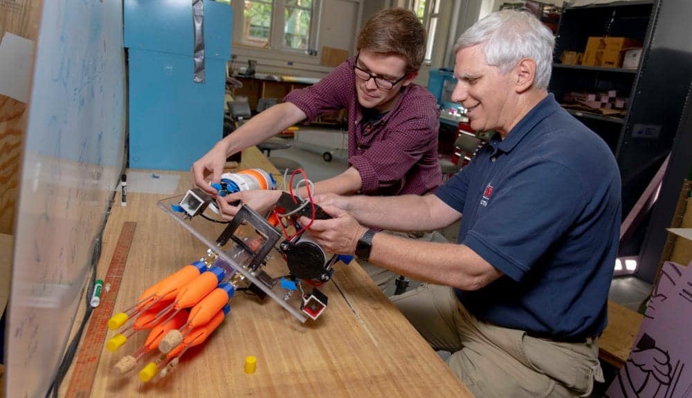 WPI lionfish hunting underwater robot