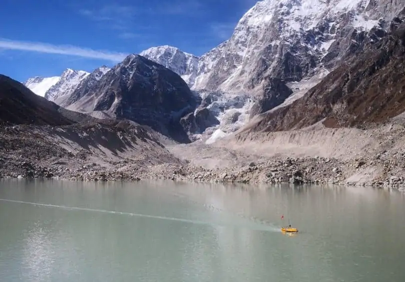 Oceanalpha USV surveying lake