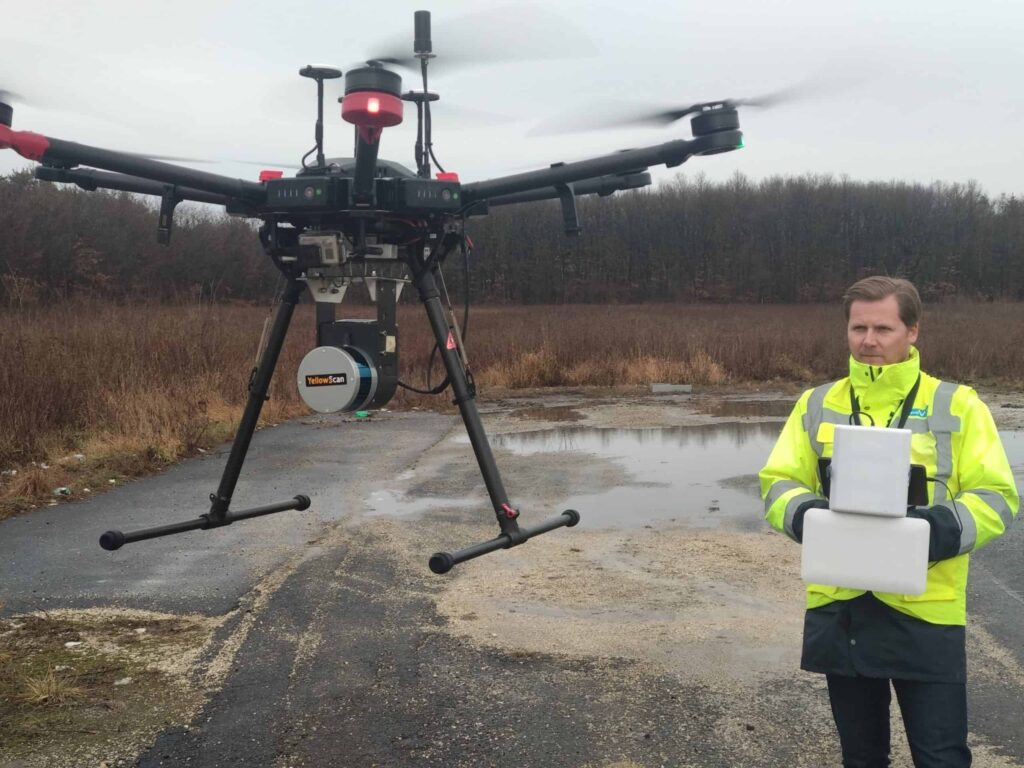 UAV highway mapping with lidar