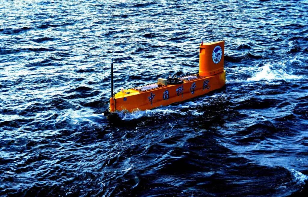 Unmanned semi-submersible vehicle for meteorological research