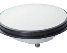 NovAtel tracking antenna for UAV