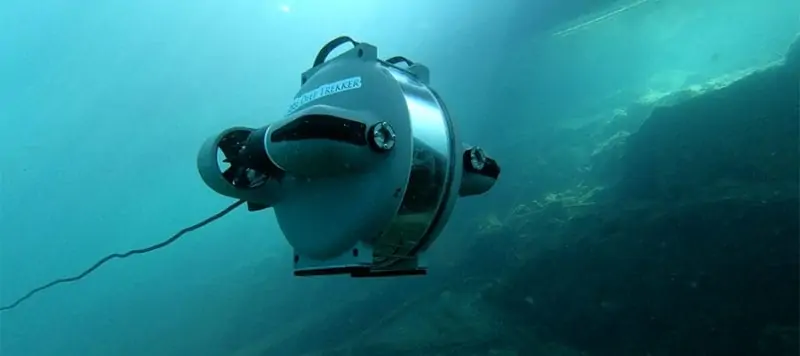 Underwater ROV Deep-Trekker