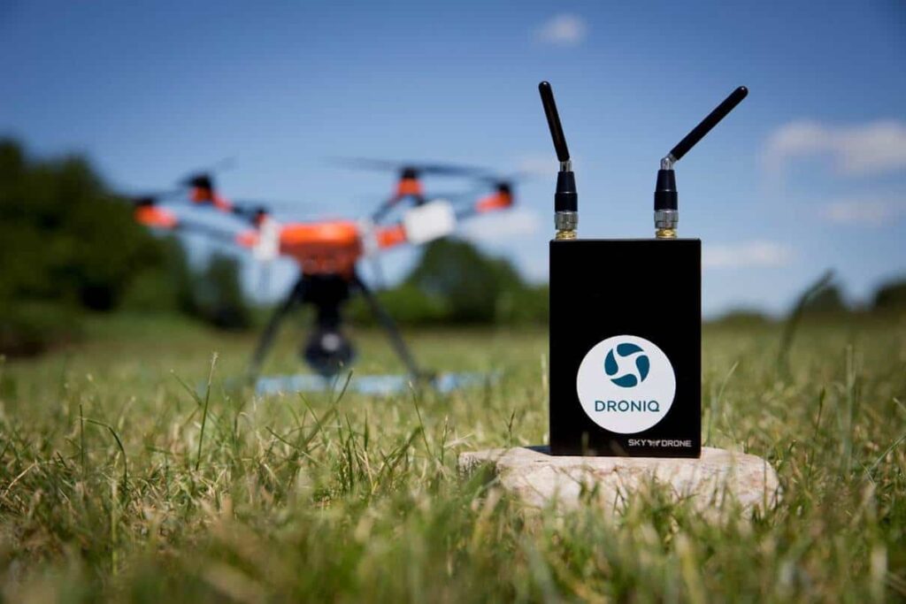 Droniq and Sky Drone BVLOS command and control technology