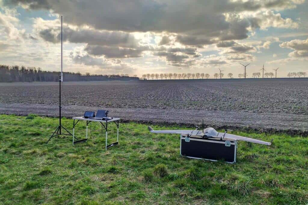 Hybrid VTOL Fixed Wing UAV