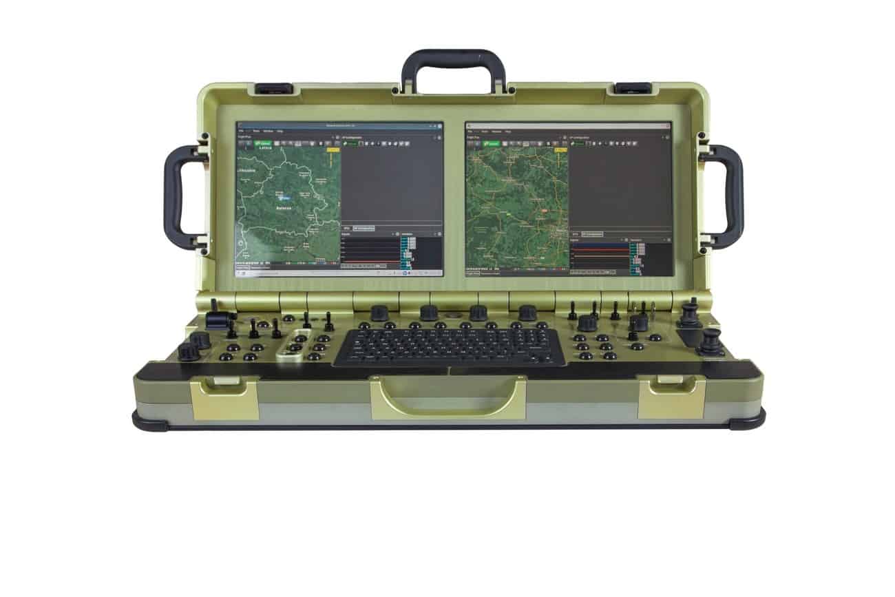 PGCU.1 Portable Ground Control Station for UAVs Realtime control and