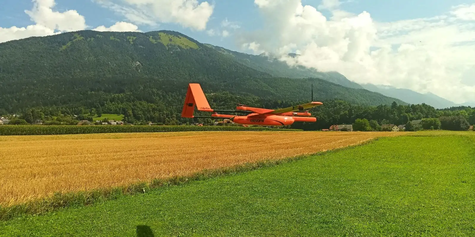 Fixed-Wing Electric VTOL UAV used to Measure Atmospheric Flows