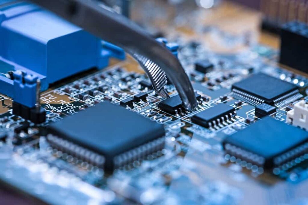 Considerations for Complex Circuit Board Assembly Projects