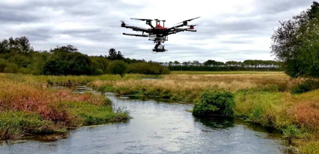 Custom drone gimbal for thermal sensor