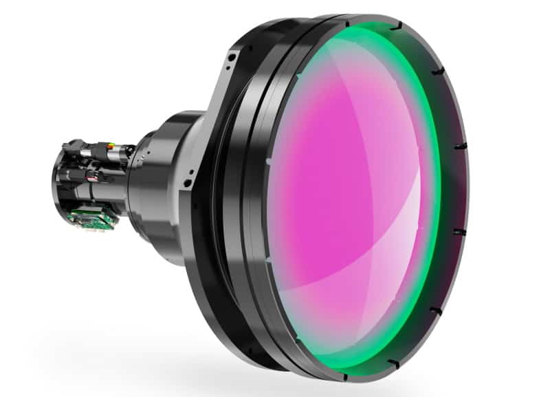 New LongRange Continuous Zoom Lens for Cooled MWIR Cameras UST