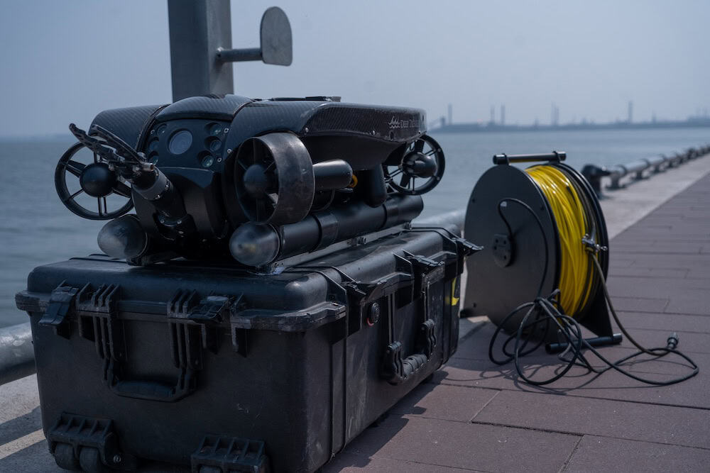Deep Trekker Revolution ROV