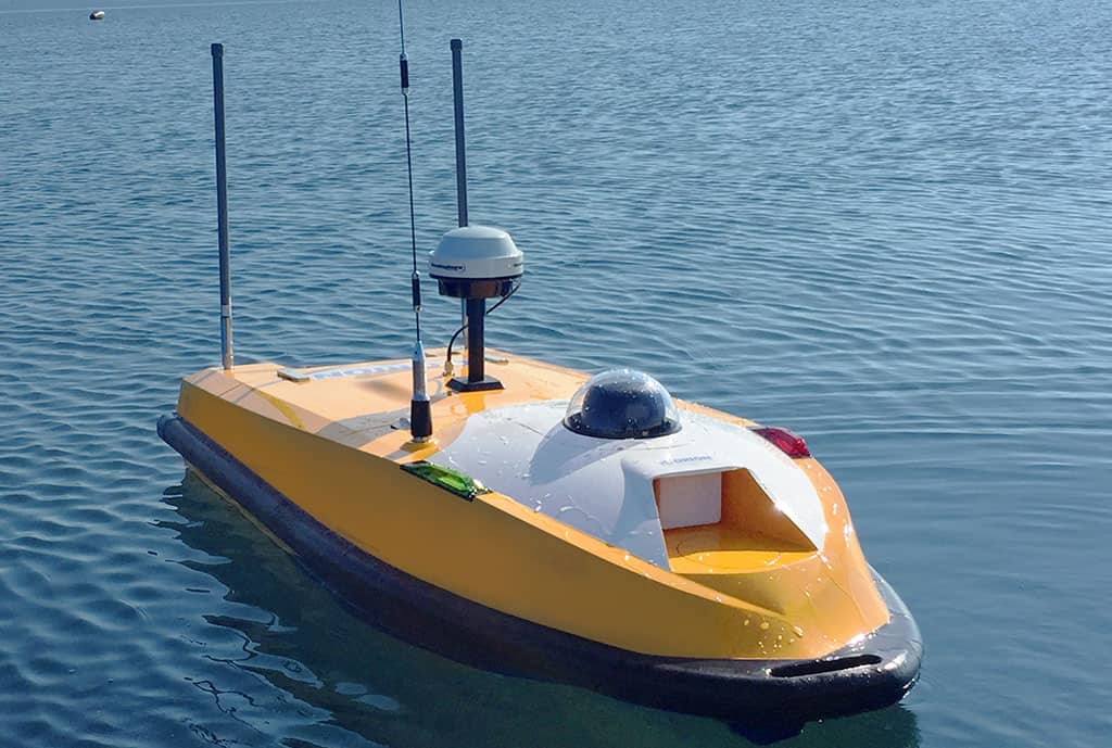 unmanned vessel for hydrographic and bathymetric surveys