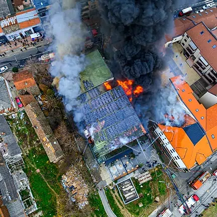 A Chinese shopping center caught fire in Obrenovac near Belgrade, and firefighters are trying to put out the fire.