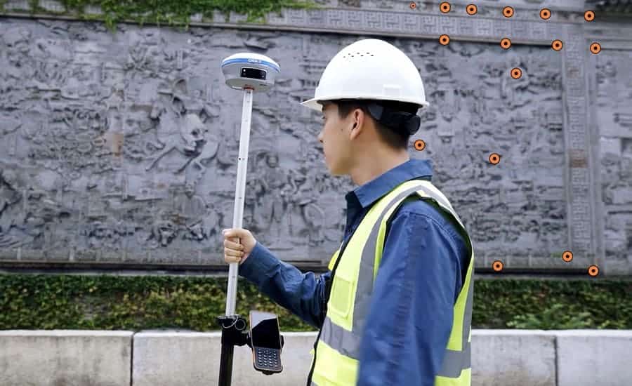 Figure 2. The preparation to a project with the i93 Visual IMU-RTK GNSS smart antenna and HCE600 controller from CHCNAV.
