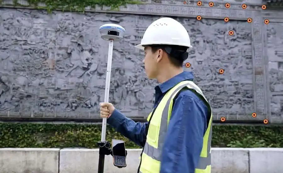 Figure 2. The preparation to a project with the i93 Visual IMU-RTK GNSS smart antenna and HCE600 controller from CHCNAV.
