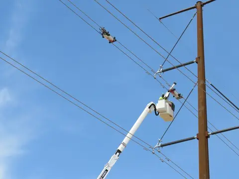 Robotic Installation System for Overhead Power Line Spacers Released