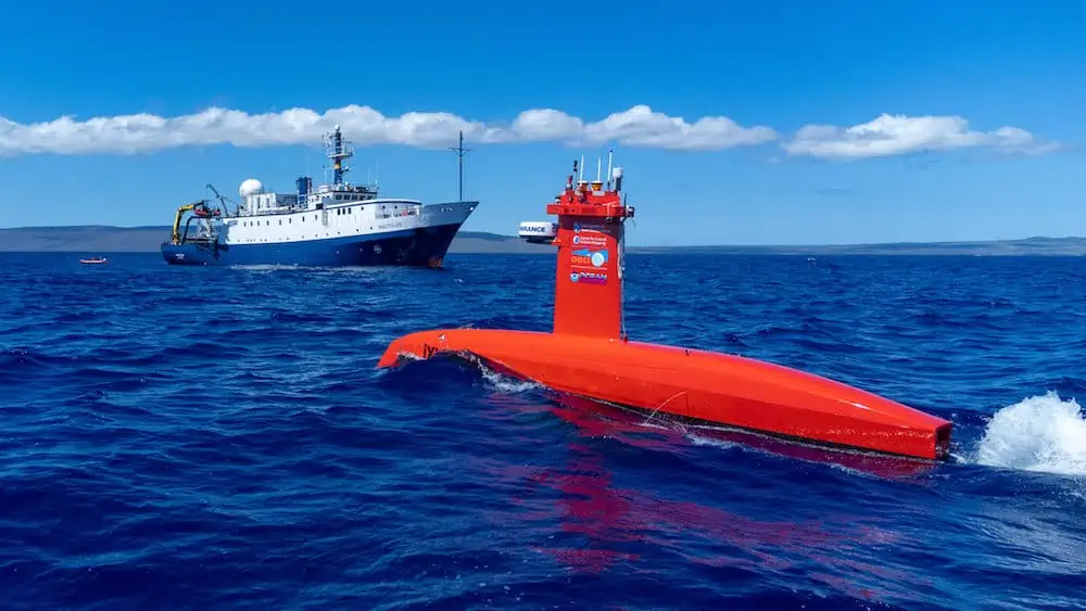 exail-drix-usv-mapping-the-seafloor-credit-oetnautiluslive-2048x1152