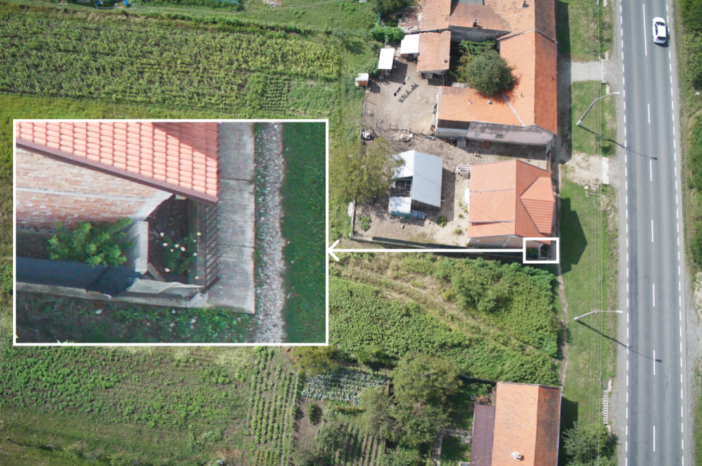 Visibility of a fence on an aerial picture from Atmos Marlyn