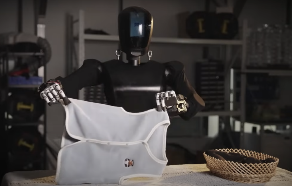 MagicLab’s Humanoid Robot Showcases Hand Dexterity
