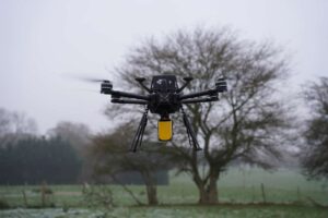 Drone multirotor Sensus M VTOL d'ISS Aerospace équipé d'un LiDAR Yellowscan pour la topographie