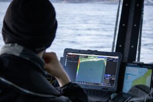 Real-time data acquisition software for USV