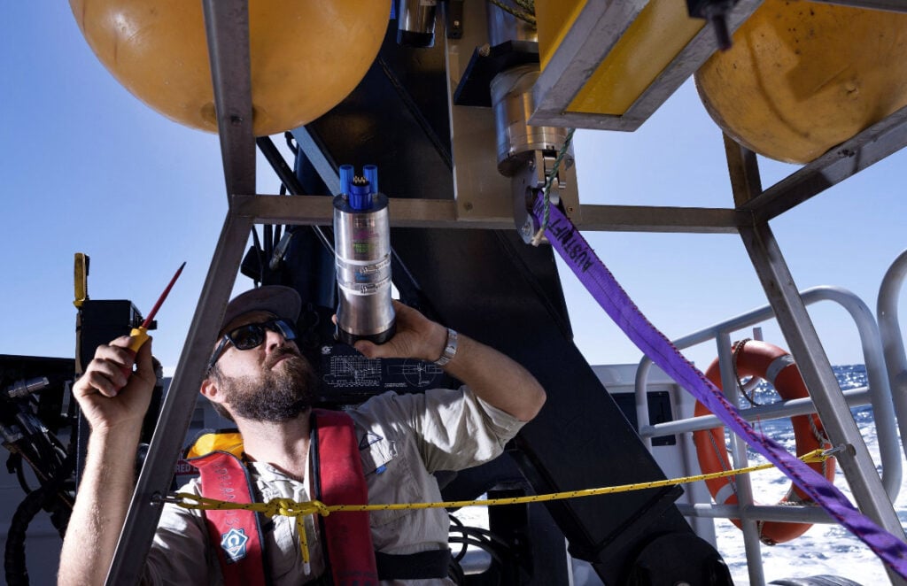 Continuous-Deep-Sea-Observation-Achieved-with-SubC-Imaging-Technology