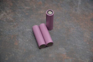 Cylindra battery cells