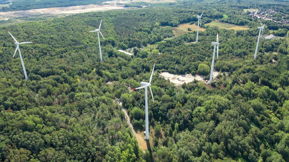 Inspektion von Windkraftanlagen mit Drohnen durch Drohnen Expertise Solutions GmbH