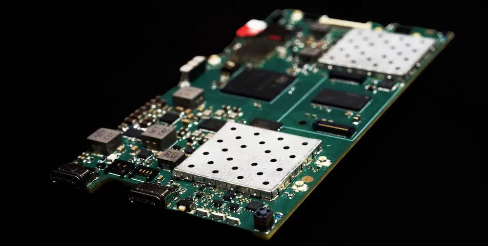 Secure Mesh Radio Technology & C2 Capabilities for UAVs & Unmanned Systems