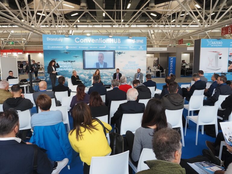 Dronitaly 2026 para explorar tecnologias e aplicações profissionais de drones civis