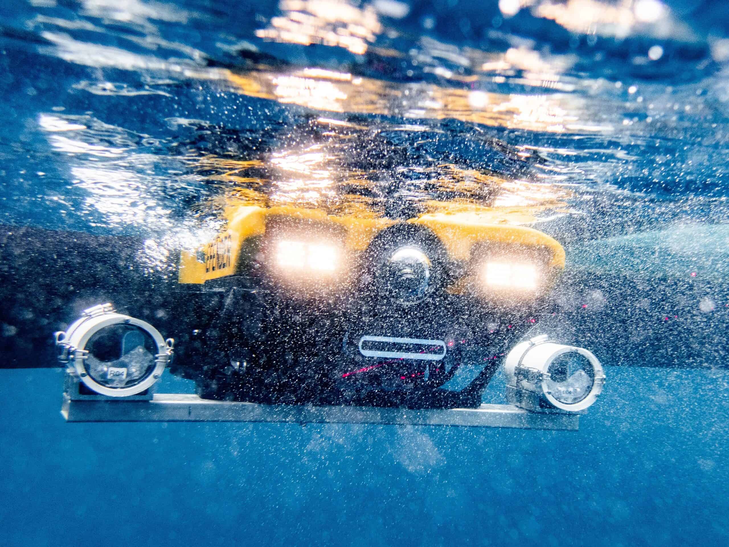 Xsens MTi AHRS Supports Underwater ROV Navigation for Explosive Ordnance Disposal