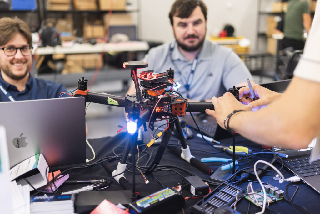 Dronecode Hackathon Demonstrates Cross-Vendor MAVLink-Military Integrations