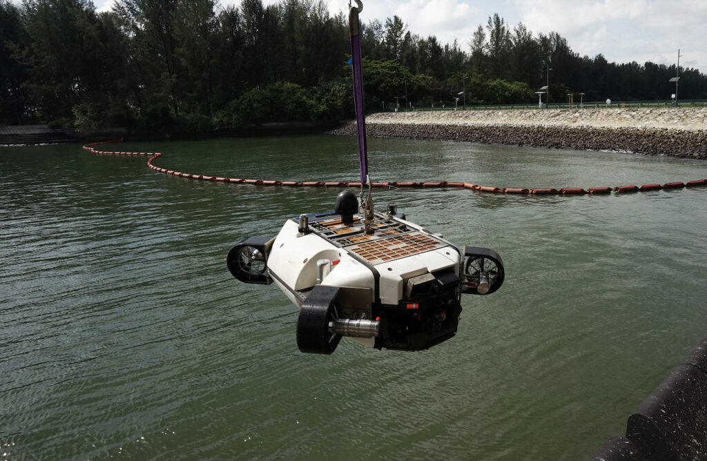 BeeX & SIT Launch Waterfront Test-Zone & Autonomous Marine Foundry