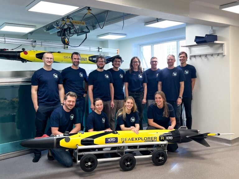 Autonomous Shallow-Water Gliders Boost Coastal Oceanographic Research