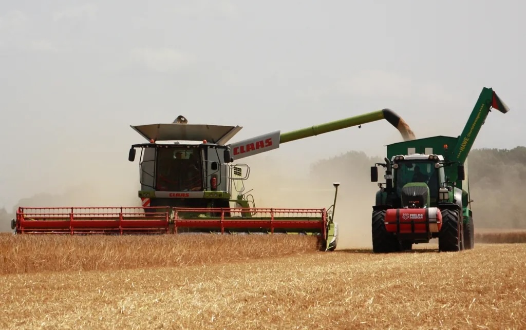 Real-Time RTK Correction & Positioning for Accurate Field Operations
